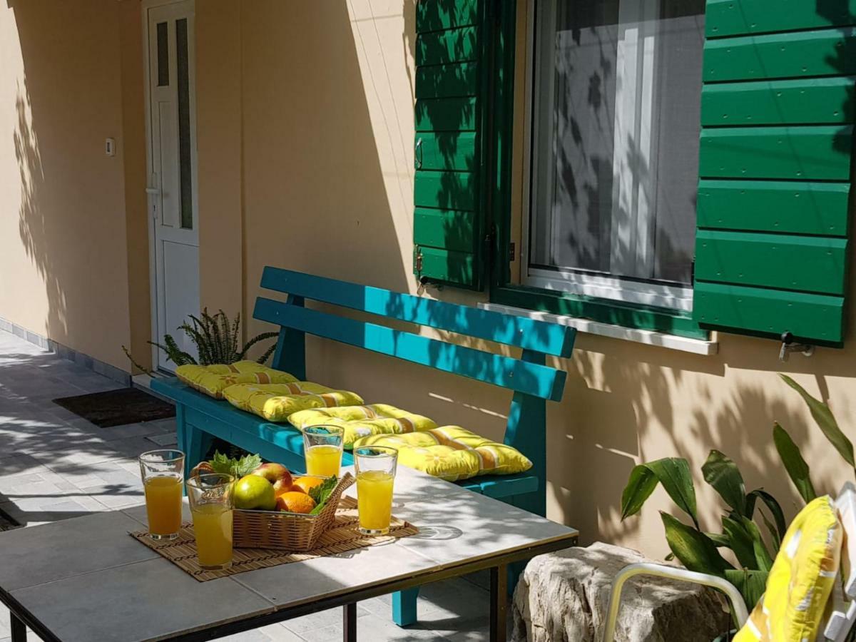 Apartment Taja, Cijela Kuca I Vrt Samo Za Vas Split Exterior foto